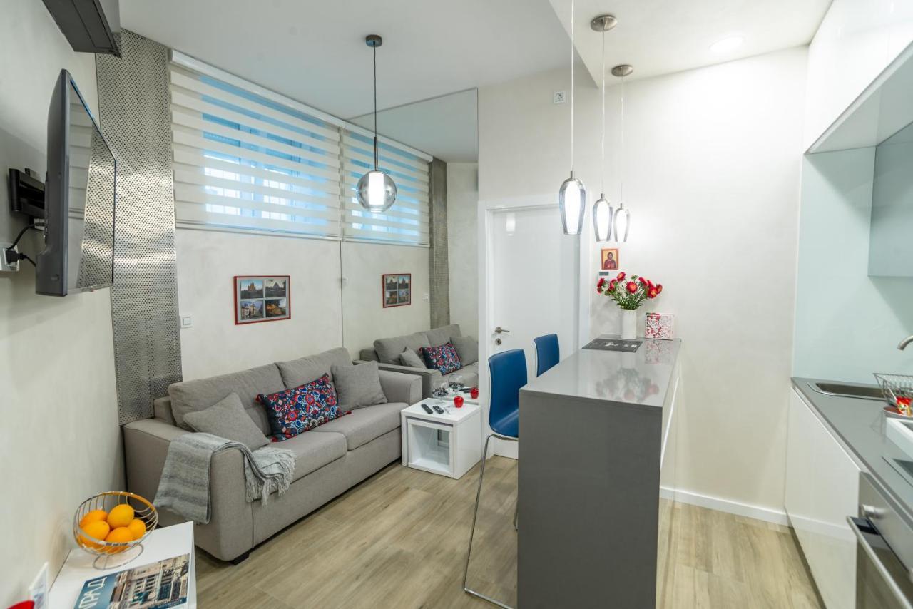 Lirra Luxe - Central Belgrade Apartments Bagian luar foto