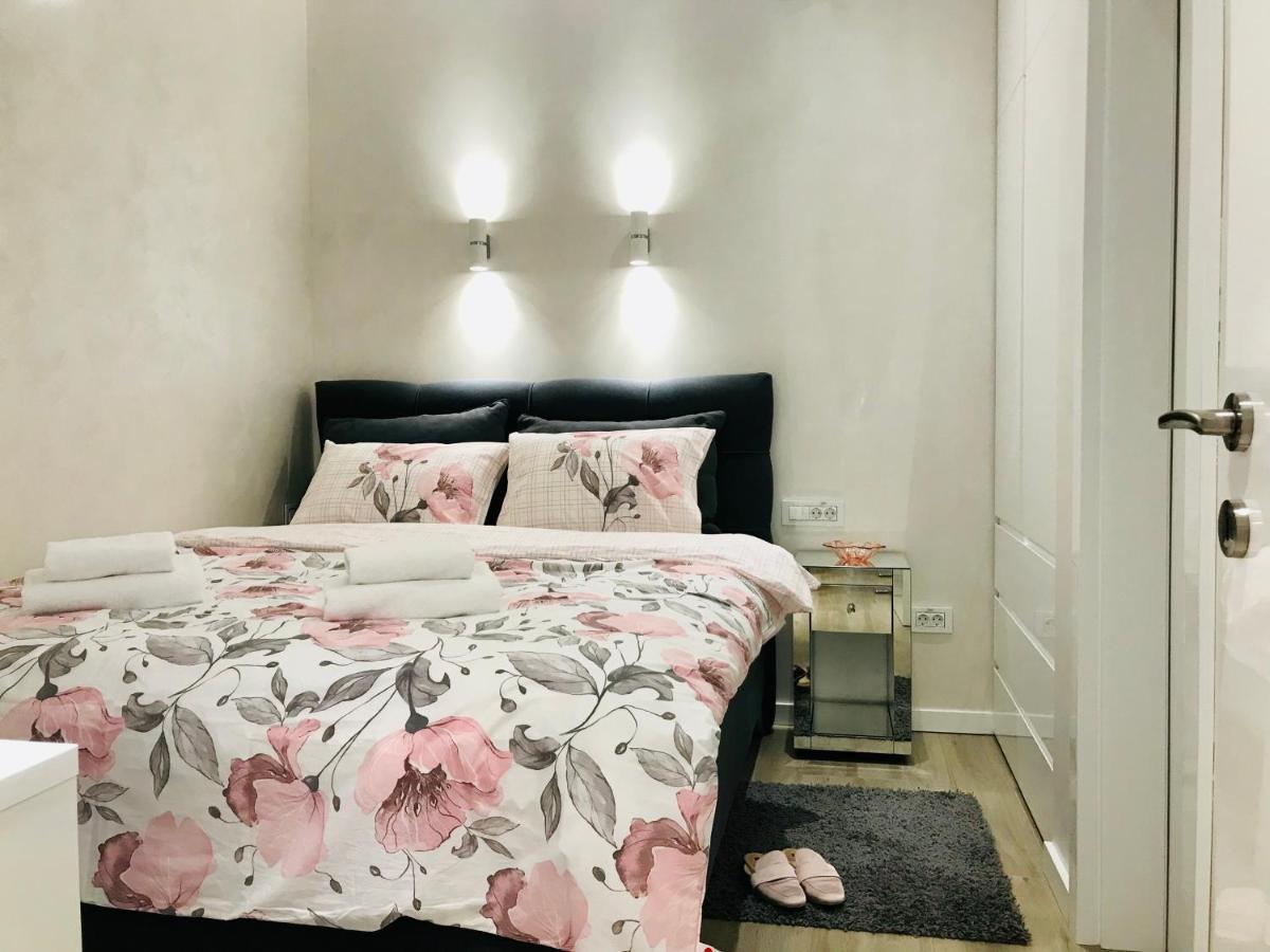 Lirra Luxe - Central Belgrade Apartments Bagian luar foto